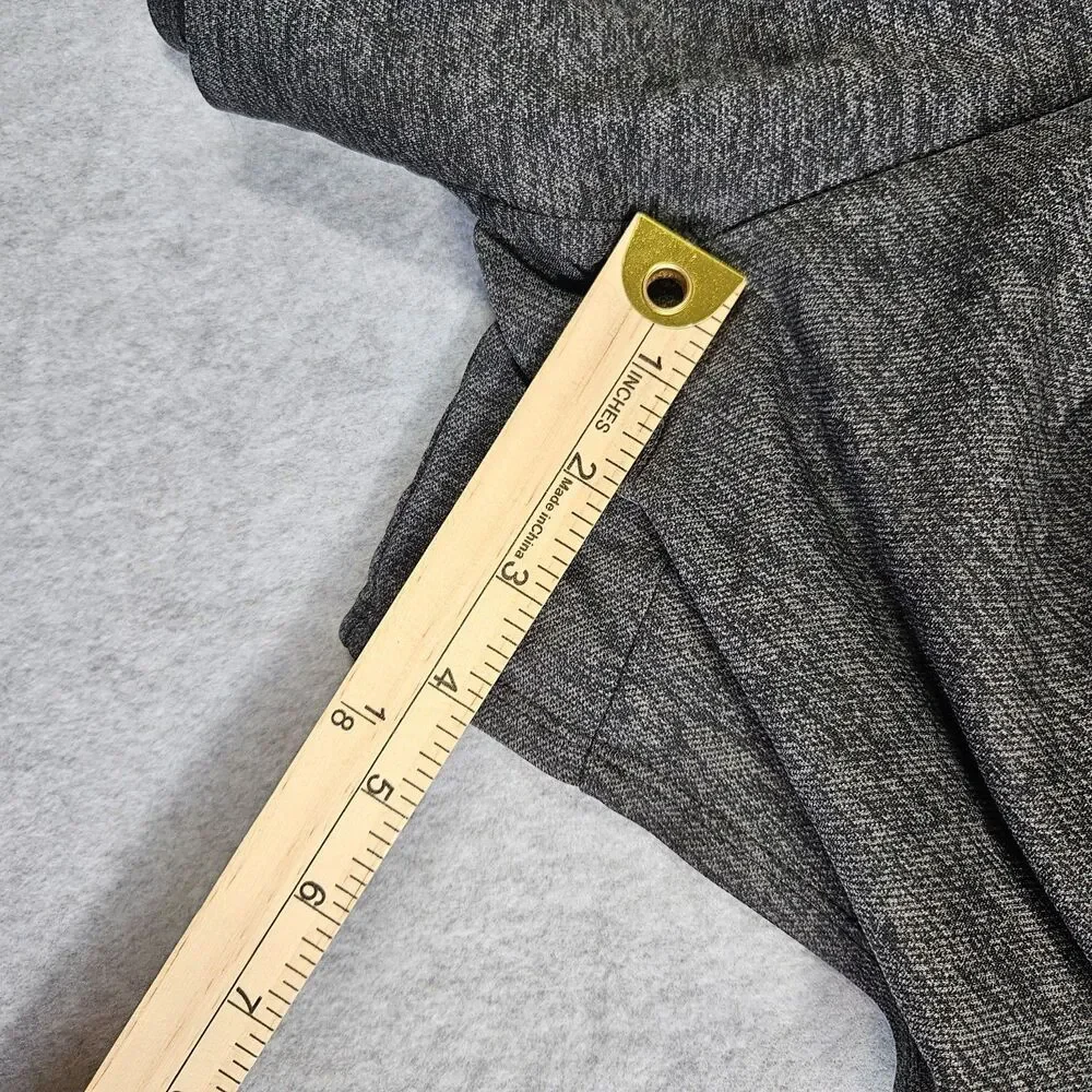 Nike Dri-Fit Women's Small Gray Short Running Shorts